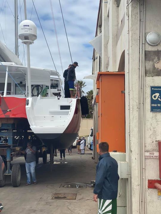 Vingilótë’s tight squeezes on her way to the harbor